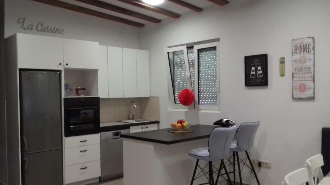 Apartamento Studio Tami I Barbi Opatija Exterior foto